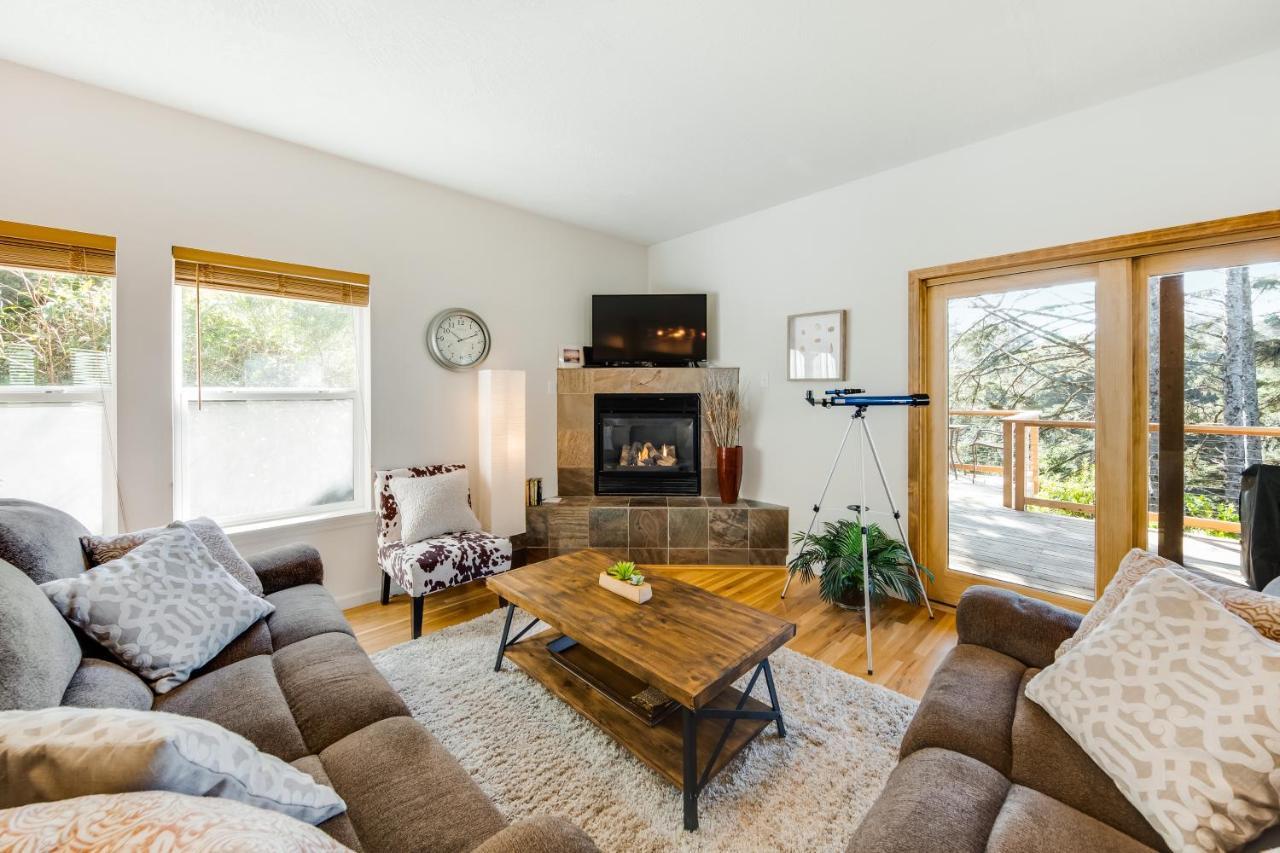 Yaquina Lighthouse View Beach Home Нюпорт Екстериор снимка