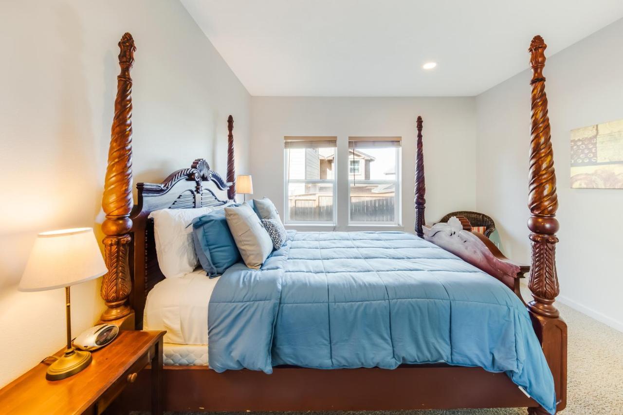 Yaquina Lighthouse View Beach Home Нюпорт Екстериор снимка