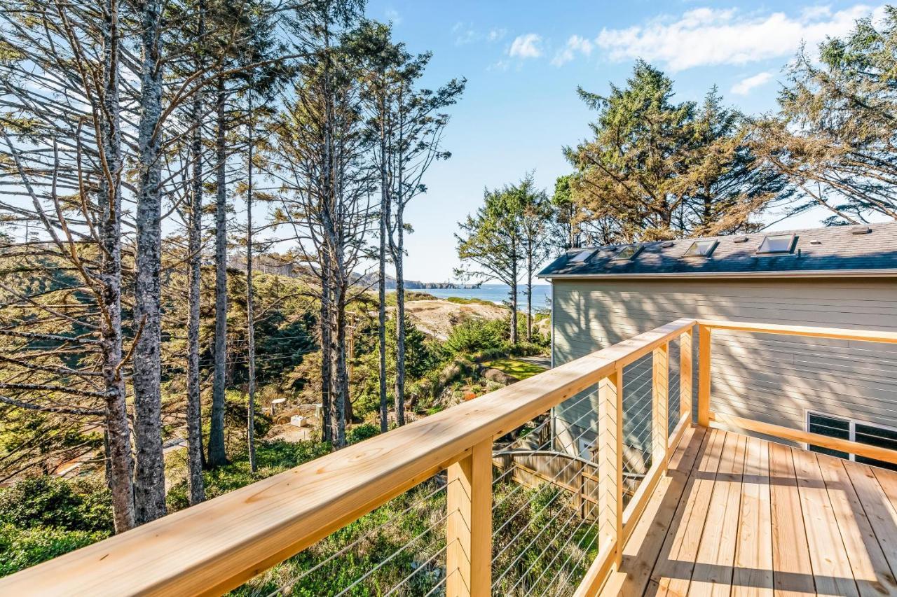 Yaquina Lighthouse View Beach Home Нюпорт Екстериор снимка